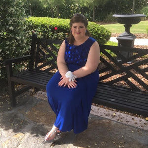 Meet your Posher, Lori